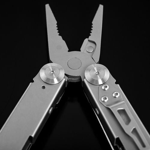 Multitool Narzędzie Wielofunkcyjne Badger Outdoor Thorn z kaburą na Arena.pl