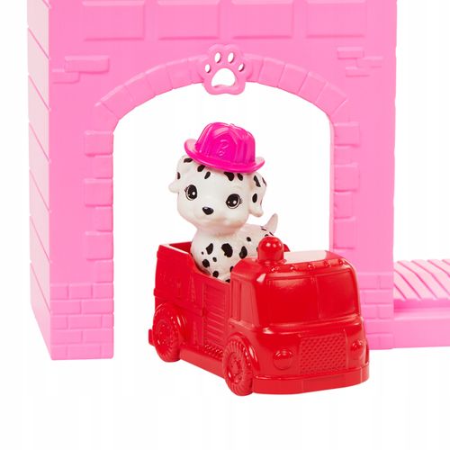 Barbie Kariera. Lalka Strażak Mattel na Arena.pl