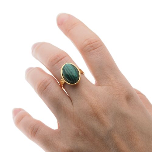 Pierścionek regulowany z owalnym Malachitem w młotkowanym srebrze złoconym 10 (Średnica wewnętrzna 15,67 mm) +/- 2 rozmiary regulacji na Arena.pl