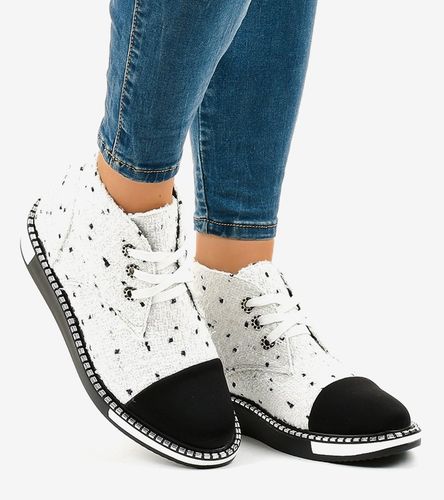 Białe sznurowane botki TS1811 38 na Arena.pl