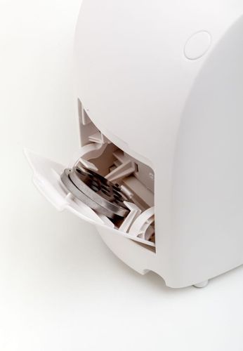 Maszynka do mięsa Eldom M200ZT MATT z szatkownicą i tarką do ziemniaków na Arena.pl