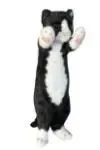 Kot stojący czarno-biały 25cm