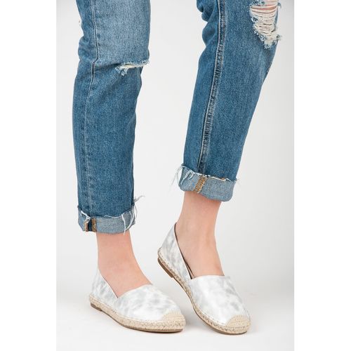 Białe Espadryle r.39 na Arena.pl