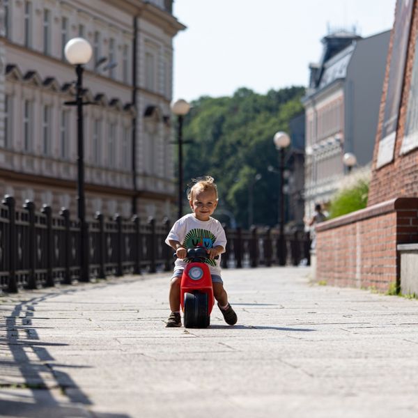 FALK Jeździk Scooter Strada Scooter Czerwony Ciche Opony od 1 Roku zdjęcie 16