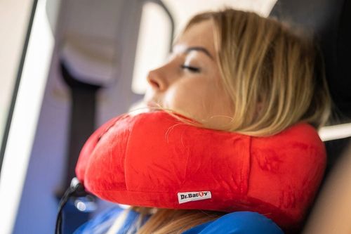 Poduszka podróżna na szyję Dr.Bacty + Gratisy - Czerwona na Arena.pl