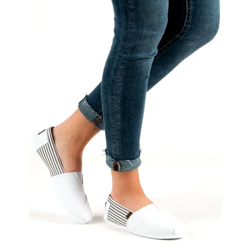 Lekkie Trampki Slip On r.41 na Arena.pl