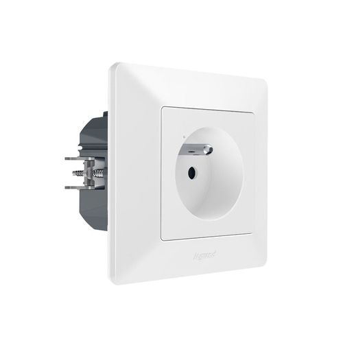 Valena Life with NETATMO Gniazdo connected 16 A - BIAŁE Legrand 752193 na Arena.pl