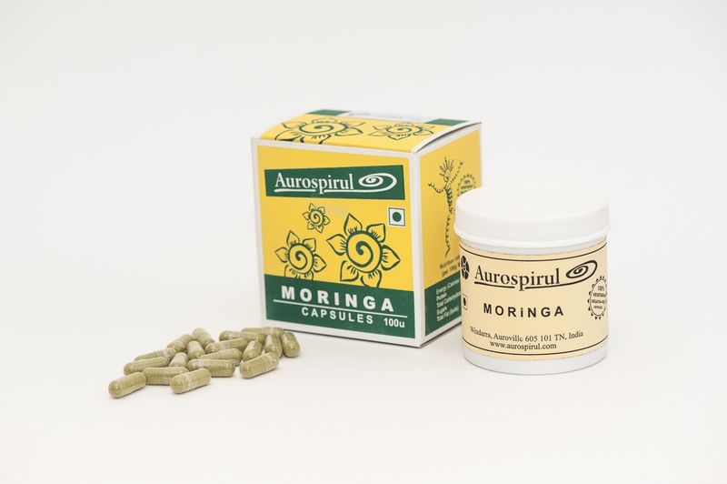 AUROSPIRUL Moringa (100 kaps.) zdjęcie 1