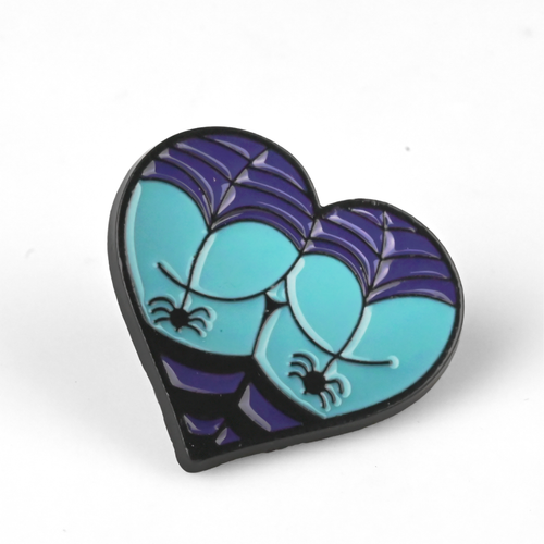 Pinup Heart | 3 cm | Metal | Przypinka | Vampire na Arena.pl