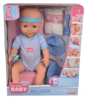 New Born Baby. Chłopiec w niebieskim ubranku