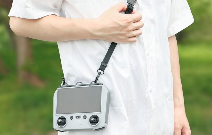 Sunnylife Uchwyt ze Smyczą do Kontrolera DJI RC zdjęcie 2