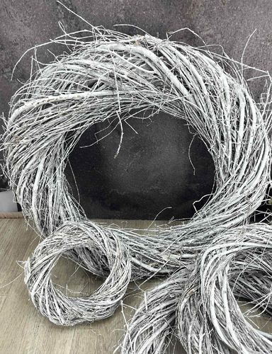 WIANEK WIKLINOWY WIANEK Z PATYKÓW 30CM STROIK na Arena.pl