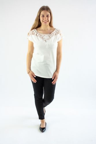 Bluzka krótki rękaw z kwiecistą koronką na ramionach A&B Biała L/XL na Arena.pl