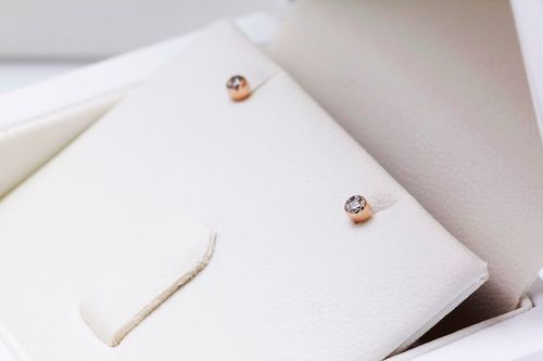 Złote kolczyki KRD2001 - Diament na Arena.pl