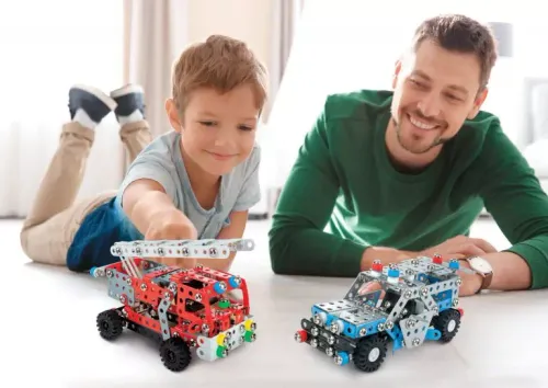 Zabawka dla dzieci do samodzielnego złożenia Mały Konstruktor Wóz policyjny na Arena.pl