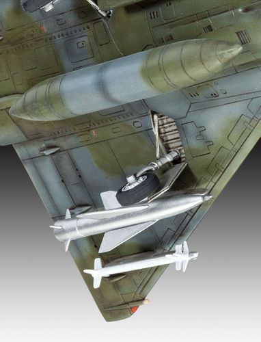 REVELL 1:72 Dassault Mirage 2000 (04893) na Arena.pl