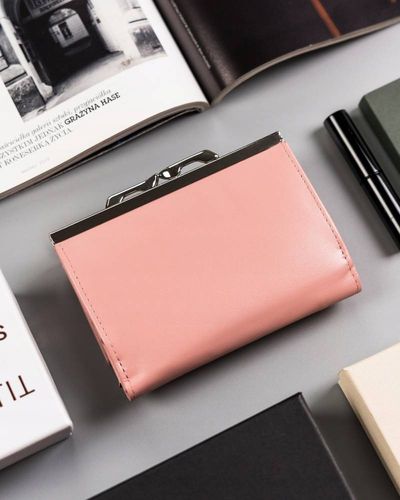 mały, skórzany portfel damski z systemem rfid - peterson na Arena.pl