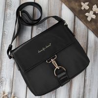 torebka damska mała na ramię czarna ze złotymi okuciami sp-13-bl