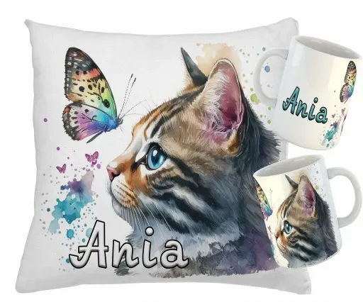 Zestaw KUBEK + PODUSZKA KOTY KOT + RÓŻNE WZORY + IMIĘ zdjęcie 1