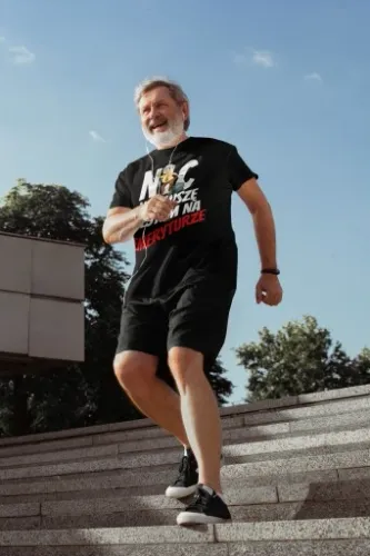 Prezent dla EMERYTA Emerytura KOSZULKA Pomysł na Arena.pl