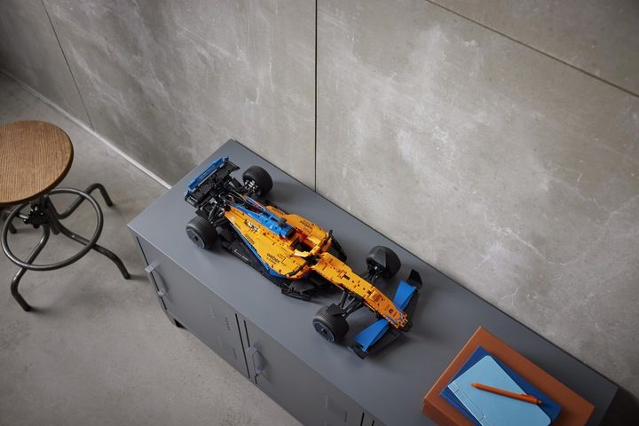 Lego Technic McLaren Formula 1 42141 zdjęcie 8