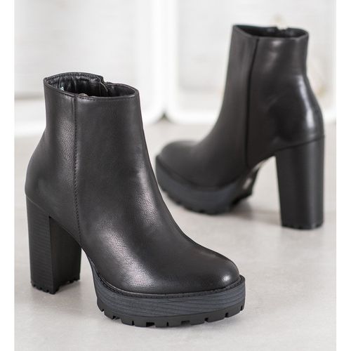 Czarne Botki Na Platformie r.39 na Arena.pl