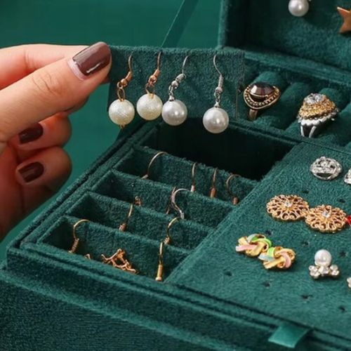 SZKATUŁKA NA BIŻUTERIĘ KUFEREK PUDEŁKO ORGANIZER ELEGANCKI POJEMNY BOX F6 na Arena.pl