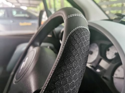 VW Passat B5 B6 B7 Golf 4 5 6 7 Tiguan Touran skóra materiał na kierownice na Arena.pl