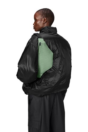 Rains saszetka nerka torebka BUMBAG MESH MINI W3 14130 06 HAZE na Arena.pl