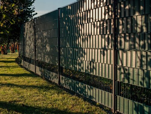 Taśma ogrodzeniowa ZIELONA 19 cm x 35 m OSŁONA NA OGRODZENIE PANELOWE PŁOT na Arena.pl