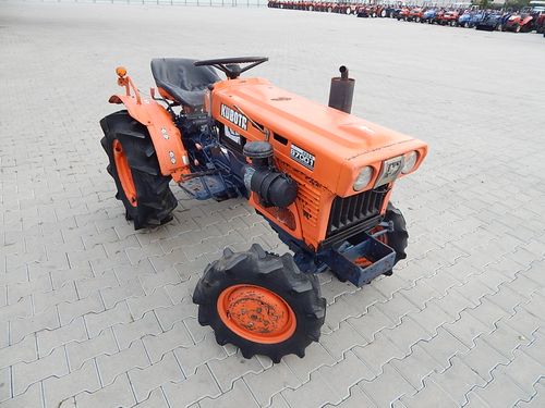 Mini Traktorek Kubota B7001 4WD na Arena.pl