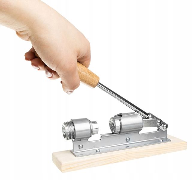 Dziadek do Orzechów na Podstawce Mocny Stalowy Duży Solidny Drewniany Spód zdjęcie 13