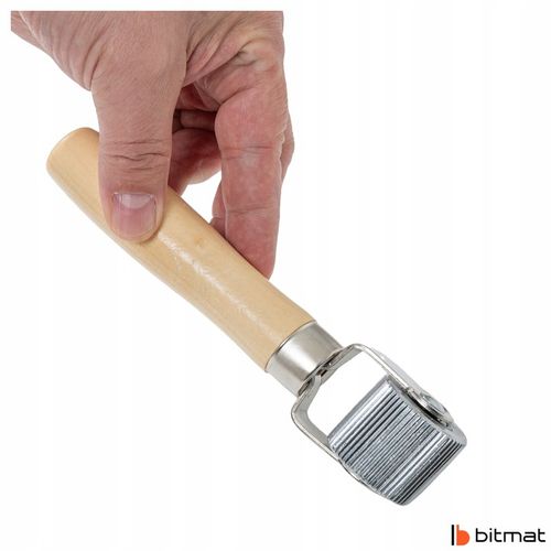 Rolka dociskowa fazowana do mat butylowych wałek z drewnianą rączką na Arena.pl