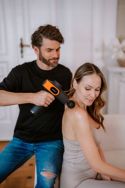 Pistolet masujący Medivon Gun Vital masażer ręczny do masażu ciała zdjęcie 11