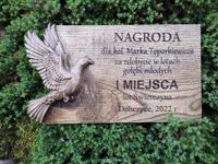 Nagroda statuetka odznaczenie na konkurs jubileusz loty gołębi ptaków