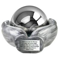 Urna pogrzebowa dla dziecka  / Plakietka