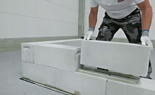 Pianoklej do murowania Tytan 870ml na Arena.pl