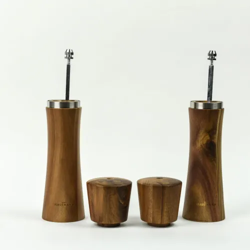 ZESTAW RĘCZNYCH MŁYNKÓW DO MIELENIA SOLI PIEPRZU PRZYPRAW DREWNIANE na Arena.pl