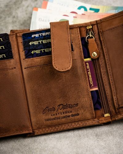 Peterson pionowy portfel męski skóra naturalna na Arena.pl