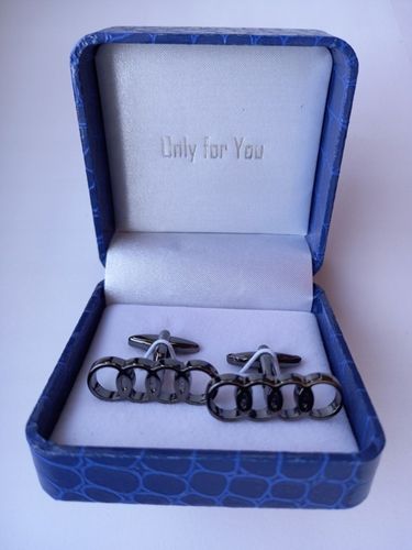 Tytanowe spinki do mankietów EXC dla miłośnika Audi RS + gratis szkatułka na Arena.pl