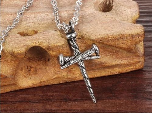 Krzyż z Coventry Święta Góra Gwoździe z Krzyża IHS na Arena.pl