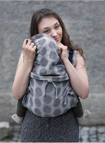Nosidełko Kinder Hop Multi Soft: Dots Light Grey Regulowane na Arena.pl
