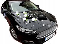Dekoracja samochodu ozdoby na auto do ślubu płatki
