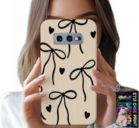 ETUI DO SAMSUNG GALAXY S10E - BEŻOWE KOKARDKI WSTĄŻKA MODNE WZORY