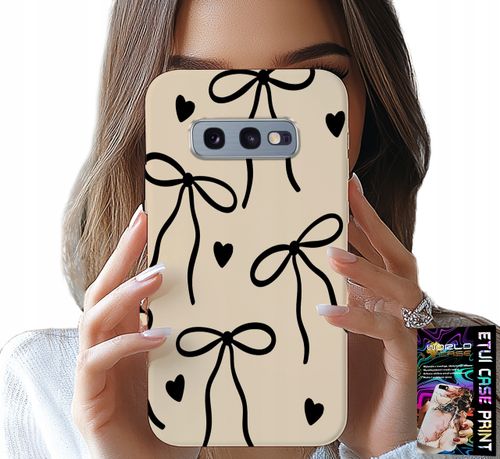 ETUI DO SAMSUNG GALAXY S10E - BEŻOWE KOKARDKI WSTĄŻKA MODNE WZORY na Arena.pl