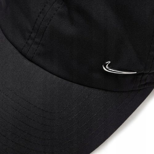 CZAPKA MĘSKA NIKE METAL Z DASZKIEM SWOOSH CZARNA BEJSBOLÓWKA METALOWE na Arena.pl