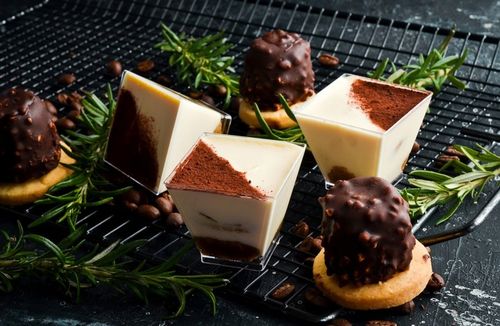 PUCHARKI DESEROWE PUCHAREK NA DESER PRZEKĄSKI 120ml 50 sztuk + na Arena.pl