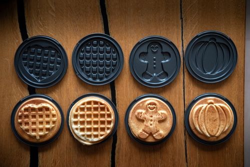 GOFROWNICA MINI GOFRY MOCNA NIEPRZYWIERAJACA 8 PŁYTEK 4 WZORY CZERWONA na Arena.pl