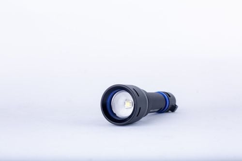 Latarka LED BLAUPUNKT Blitz 3xAAA IPX4 czarna na Arena.pl