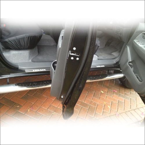 Listwa progowa TOYOTA HILUX MK7 Stal nierdzewna 304 połysk 4szt na Arena.pl